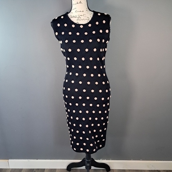 BCBGMaxAzria Dresses & Skirts - BCBG Maxazria Black/Beige Polka Dot Sleeveless Bodycon Dress Size Small
